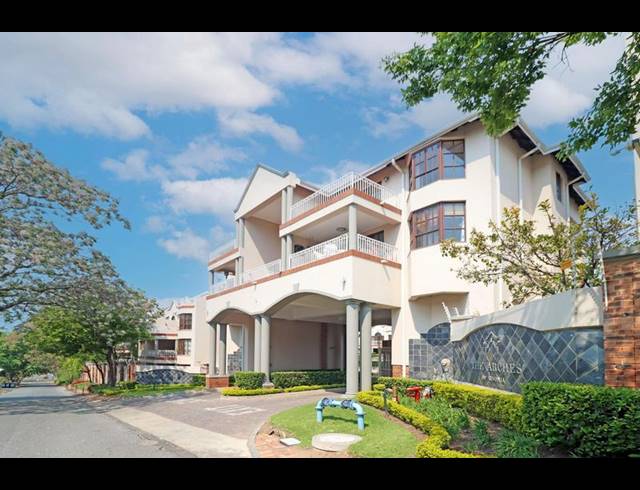 2 BEDROOM TOWNHOUSE FOR SALE IN EDENBURG